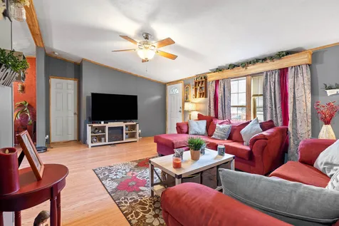 1 Prairie Lane Londonderry NH 03053