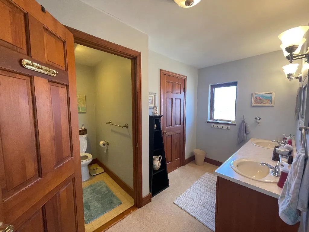 2529 Ferry Road Charlotte VT 05445