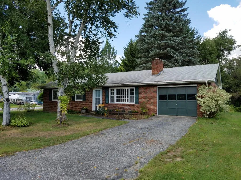 4 William Street Newport NH 03773