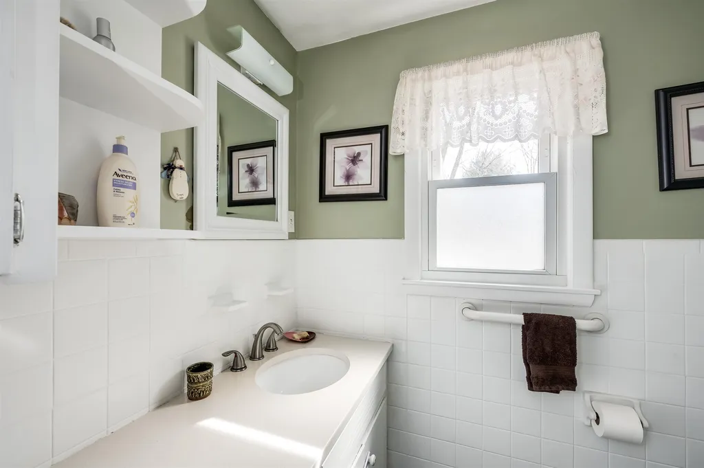 21 Garden Lane Durham NH 03824