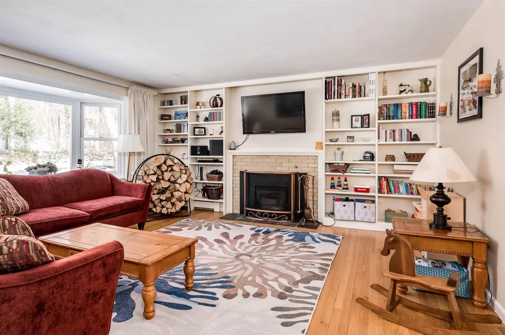 21 Garden Lane Durham NH 03824