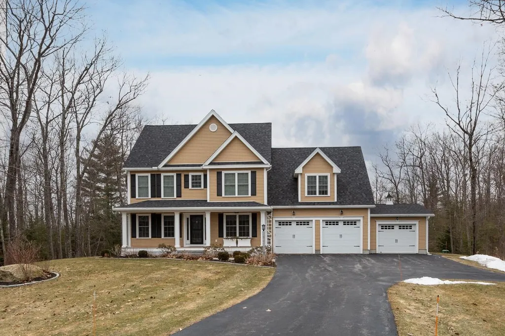 138 Peaslee Road Bow NH 03304