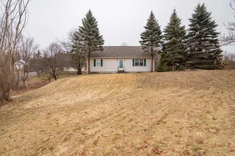 1 Pinecrest Drive Bedford NH 03110