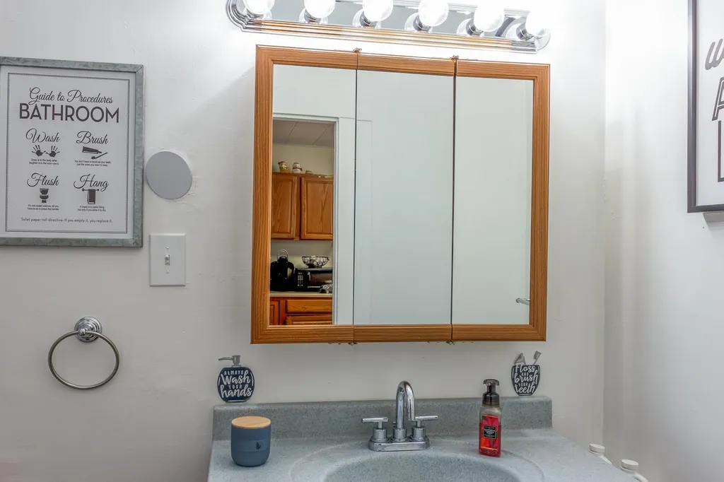 25 Park Avenue Claremont NH 03743