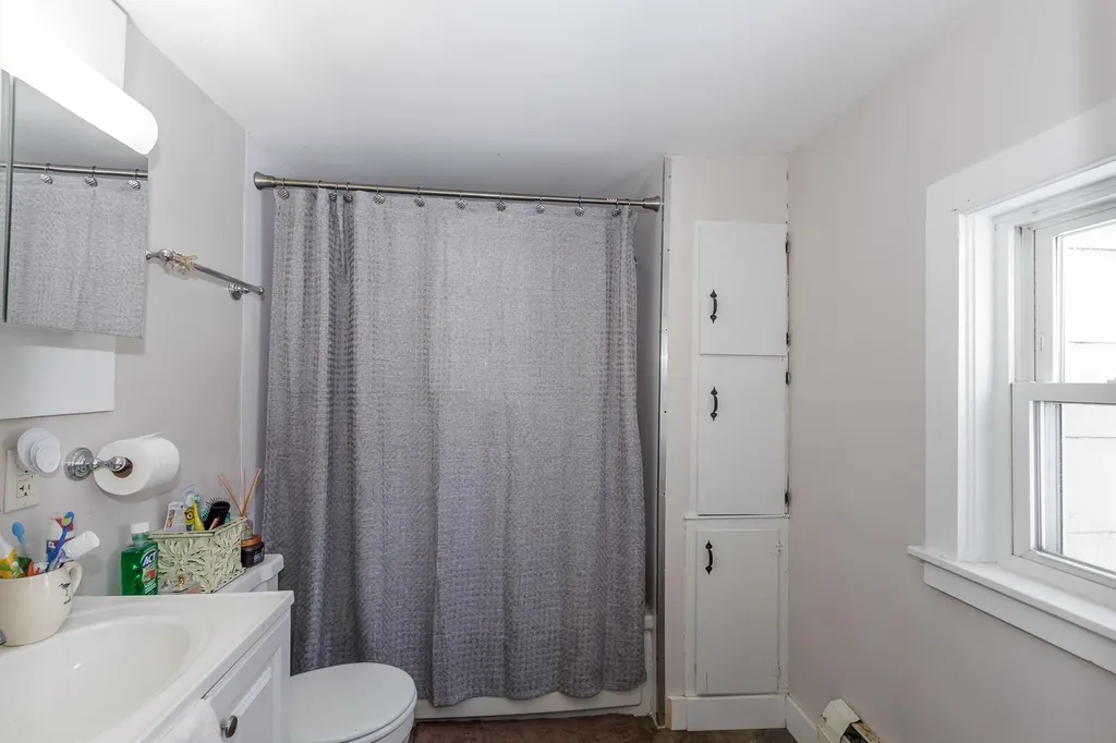 25 Park Avenue Claremont NH 03743