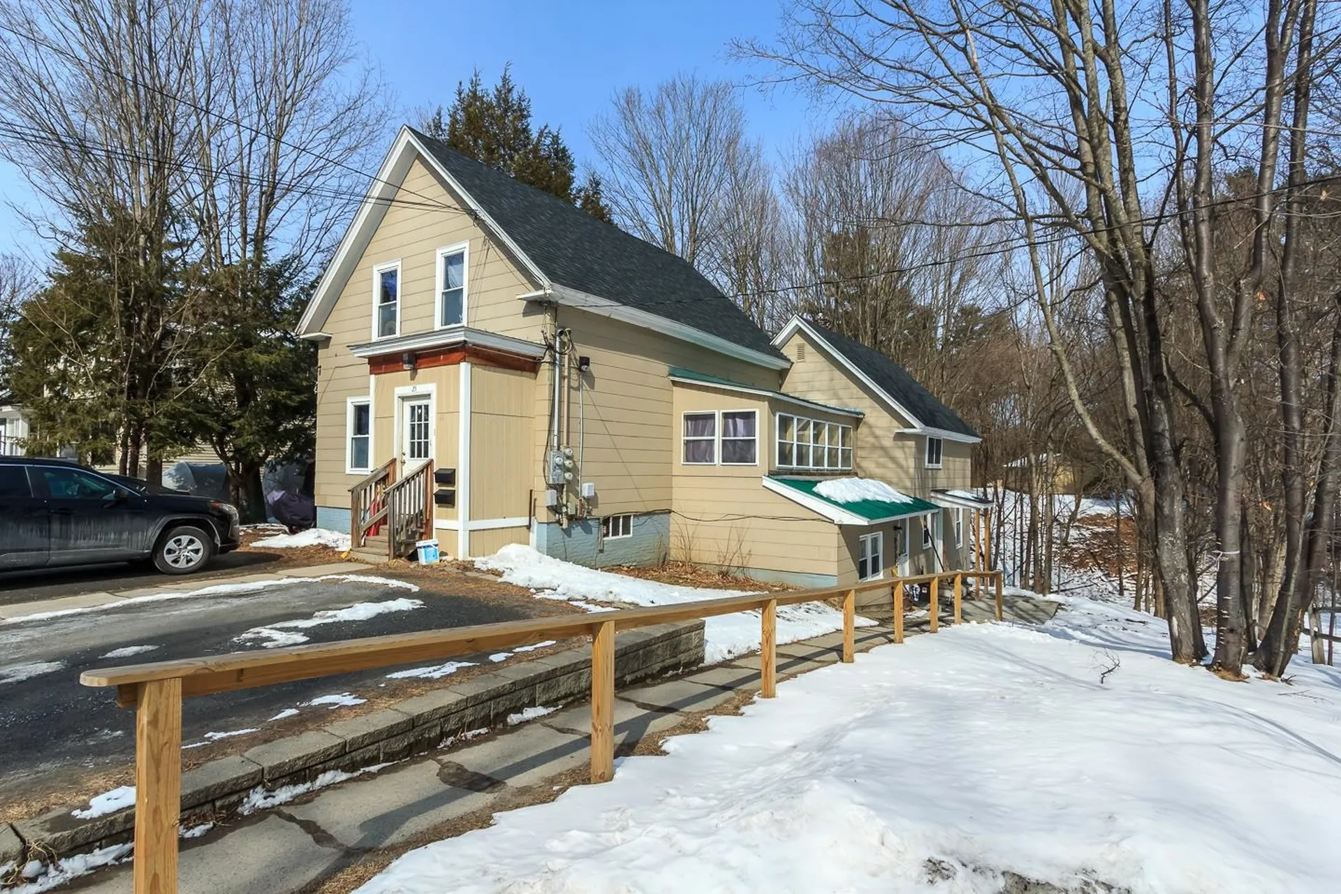 25 Park Avenue Claremont NH 03743