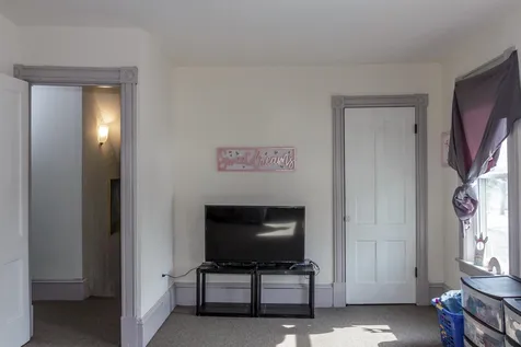 25 Park Avenue Claremont NH 03743