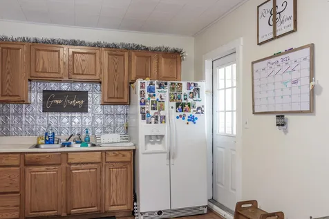 25 Park Avenue Claremont NH 03743