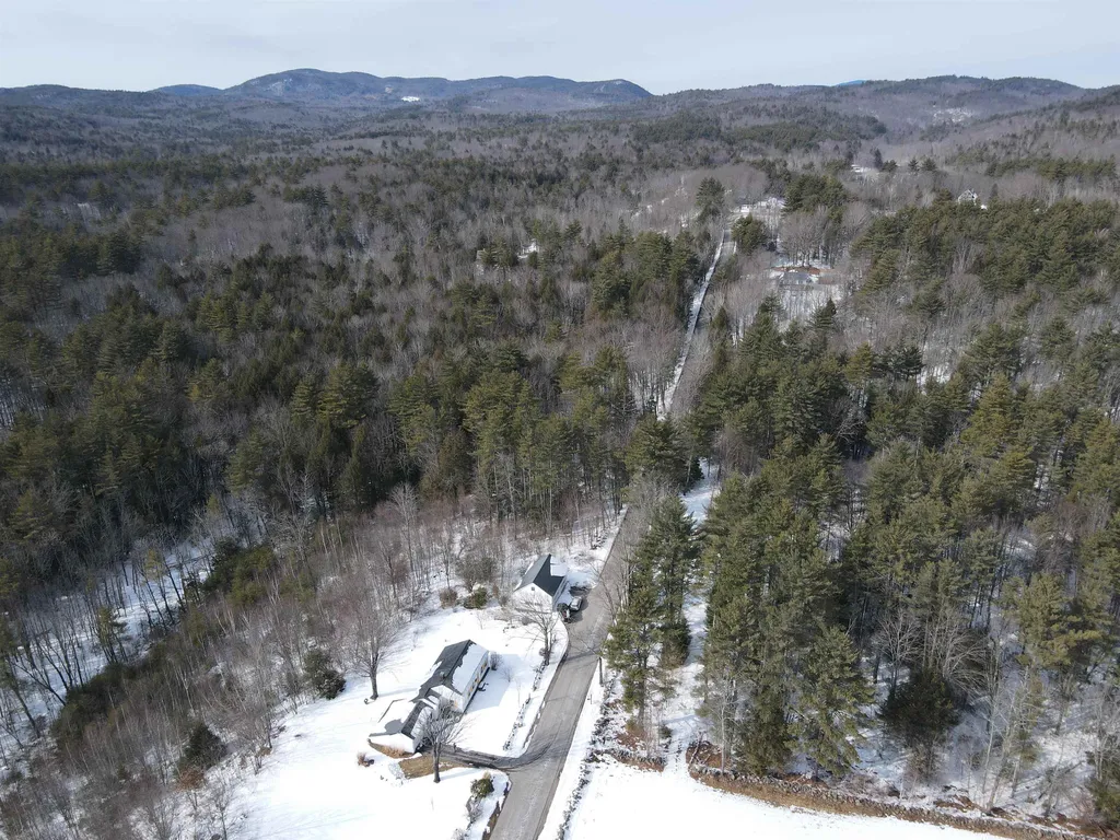 1040 Hemlock Corner Loop Henniker NH 03242