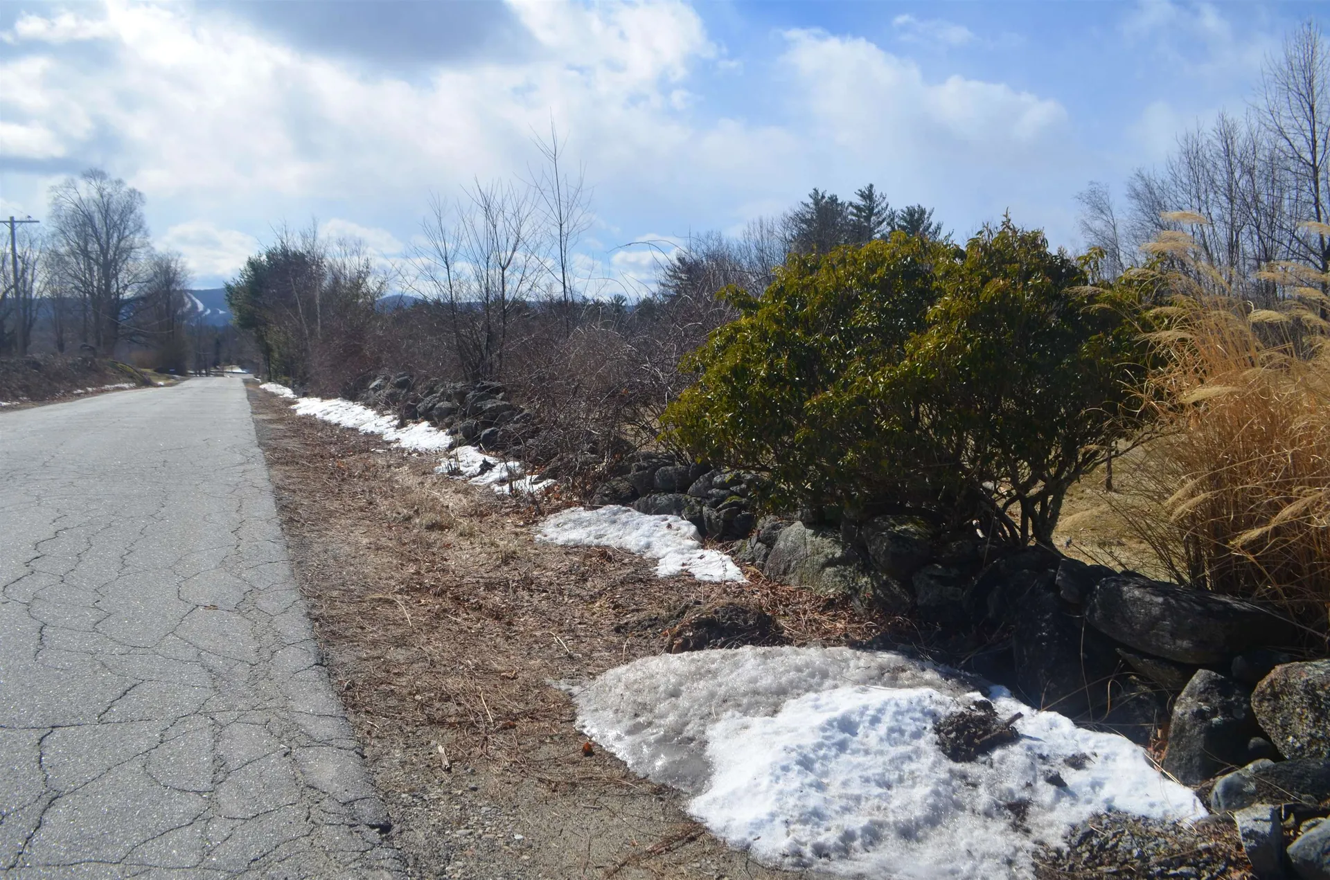 1040 Hemlock Corner Loop Henniker NH 03242