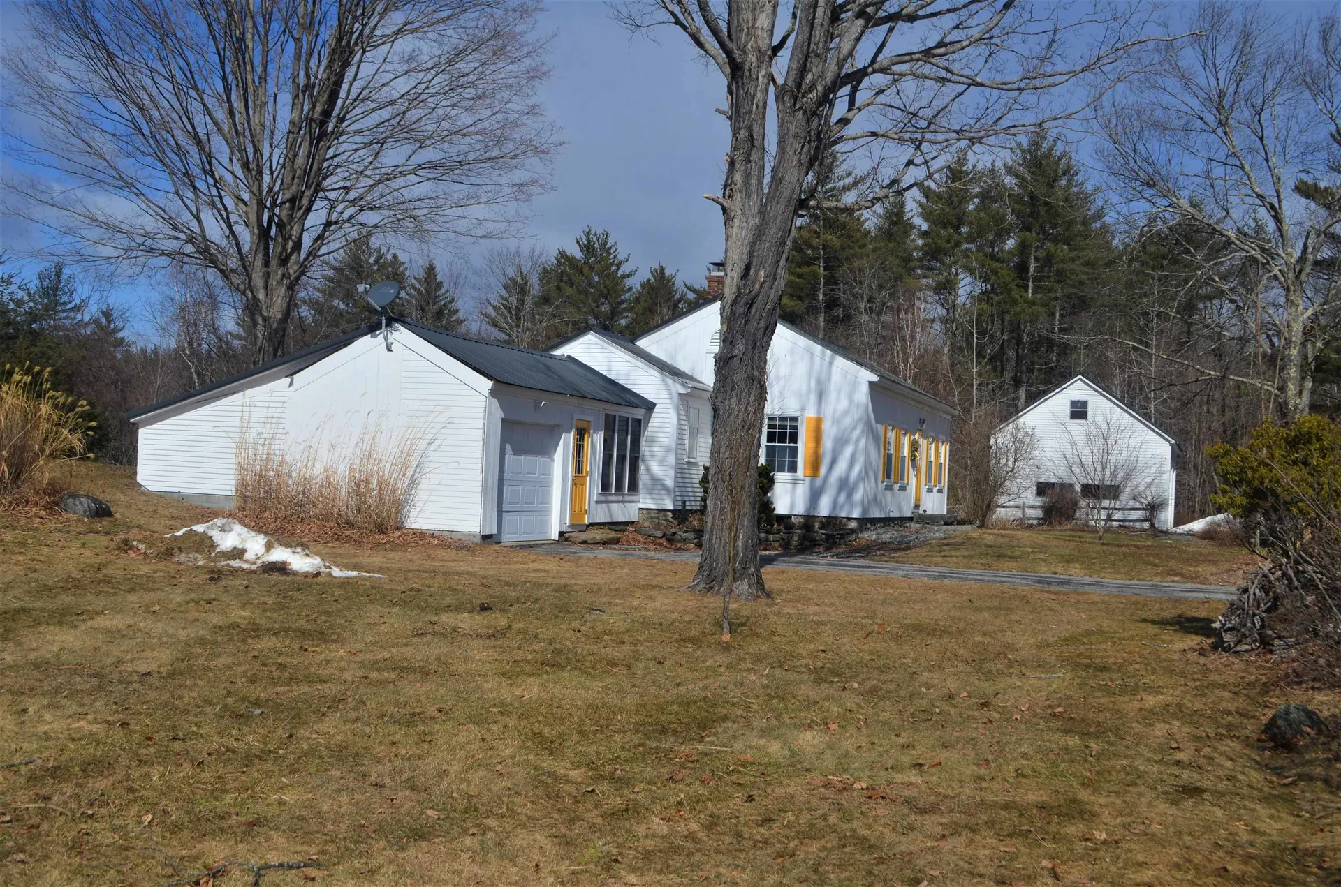 1040 Hemlock Corner Loop Henniker NH 03242