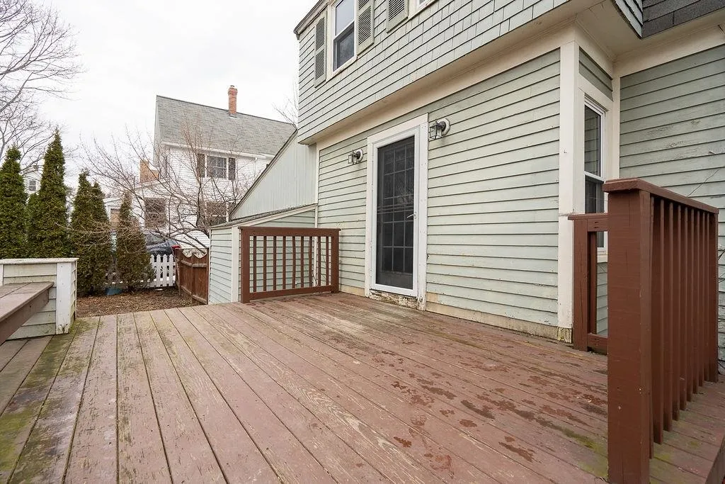 104 Thornton Street Portsmouth NH 03801