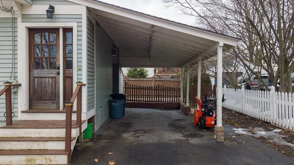 104 Thornton Street Portsmouth NH 03801