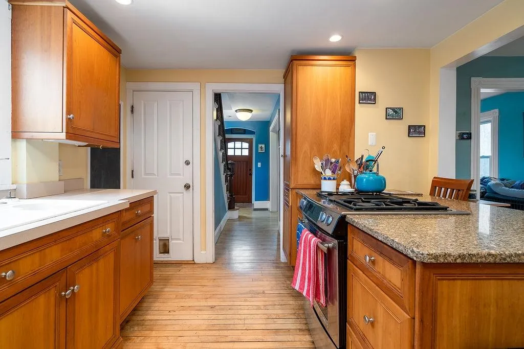104 Thornton Street Portsmouth NH 03801