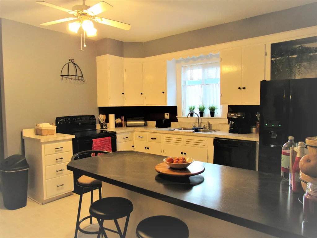 13 Main Street Gorham NH 03581