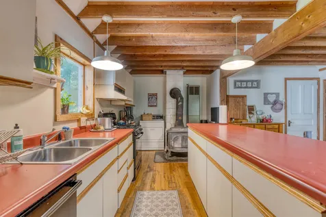 33 Odonnel Farm Road Sharon VT 05065