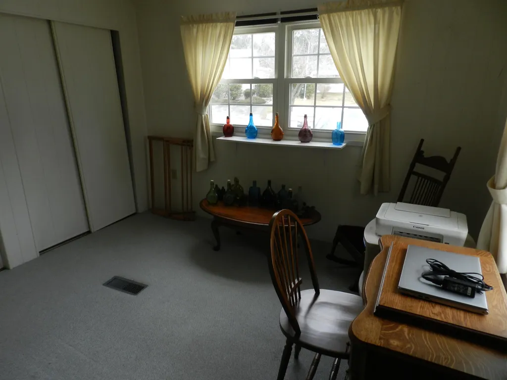 24 Pleasant Valley Road Dover NH 03820