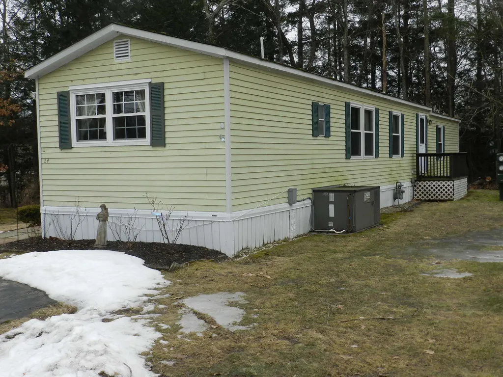 24 Pleasant Valley Road Dover NH 03820