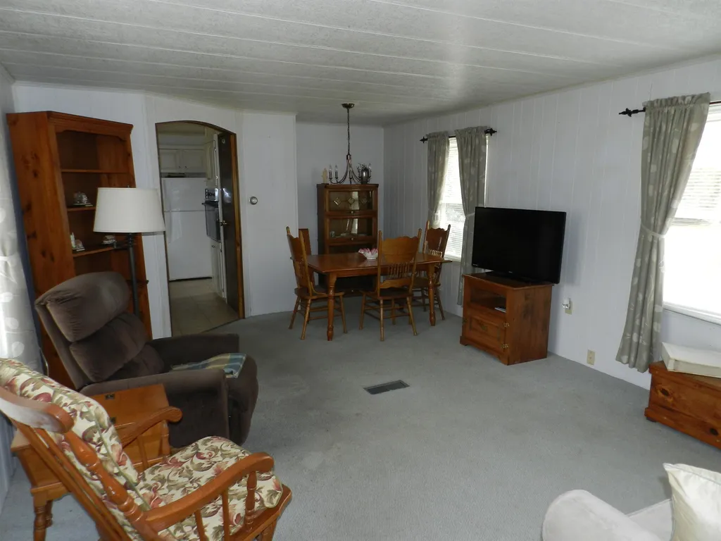 24 Pleasant Valley Road Dover NH 03820