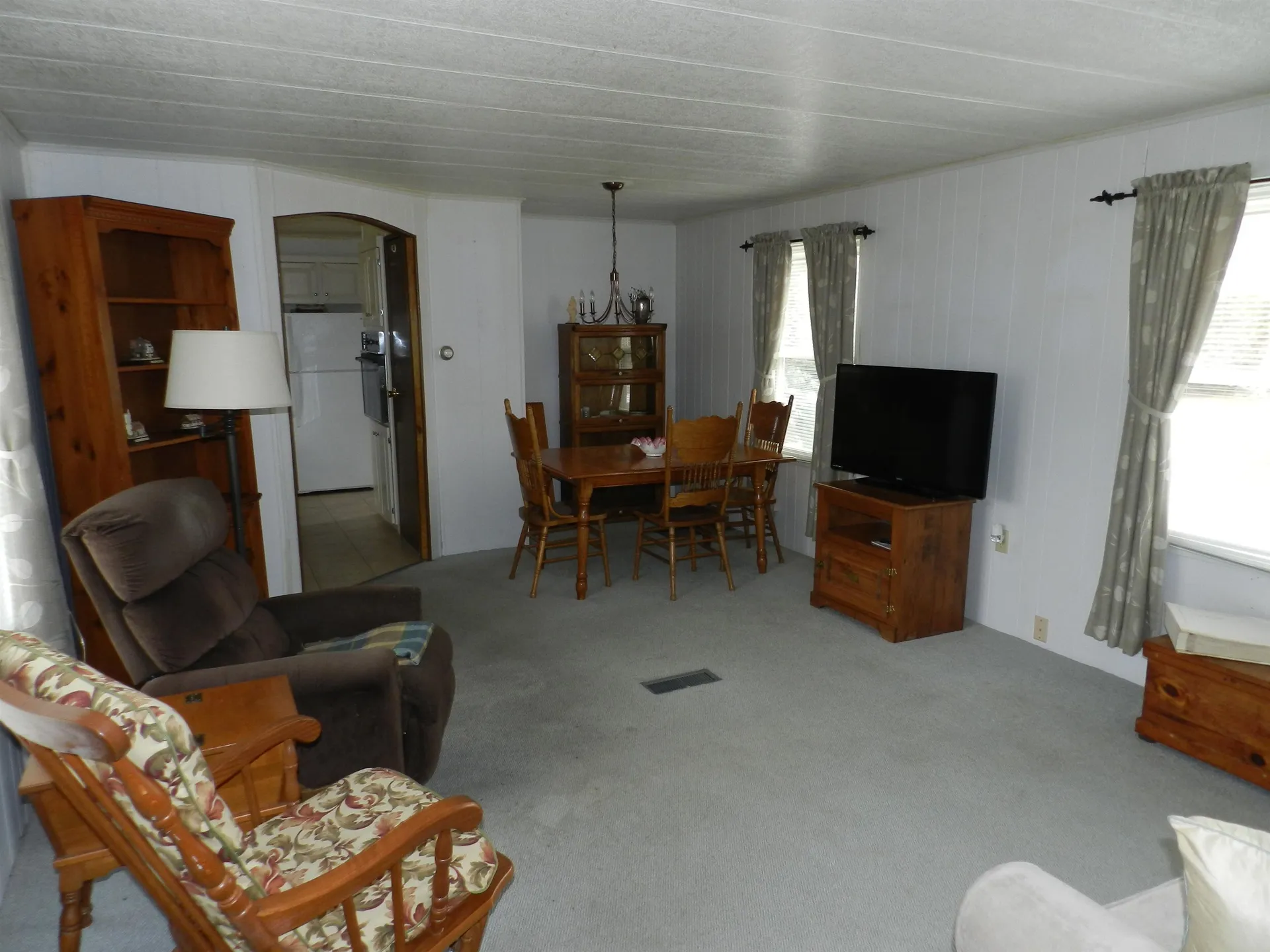 24 Pleasant Valley Road Dover NH 03820
