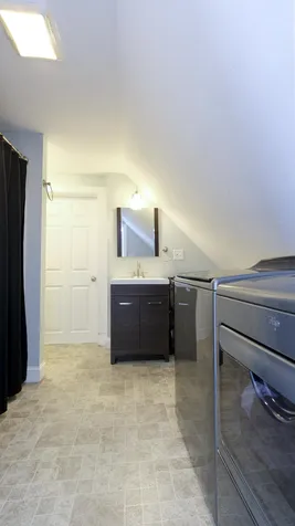 24 Birch Street Derry NH 03038