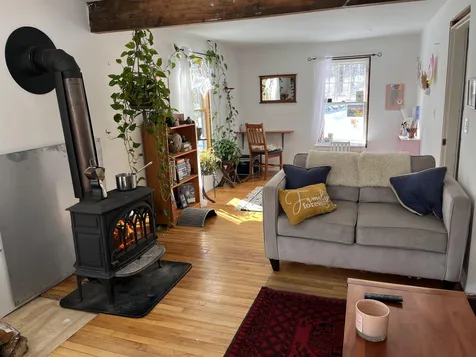 8 Old Stage Road Newfane VT 05345