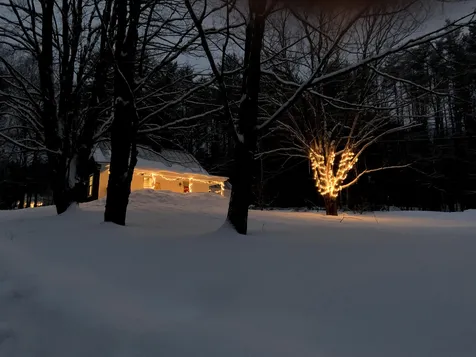 8 Old Stage Road Newfane VT 05345