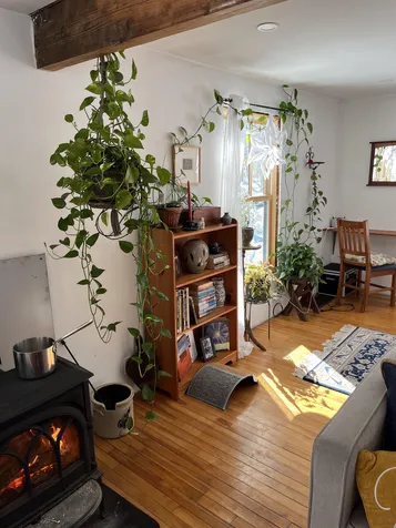 8 Old Stage Road Newfane VT 05345