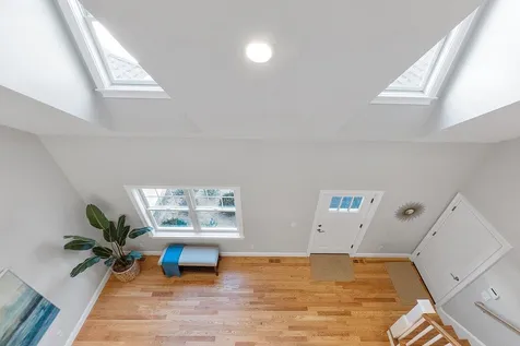 17 Kibrel Court Sandown NH 03873