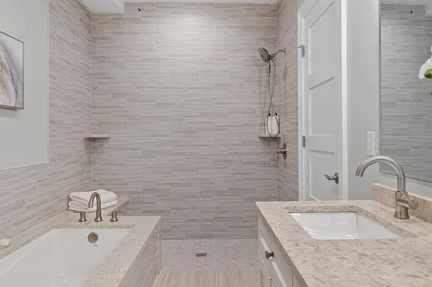 17 Kibrel Court Sandown NH 03873