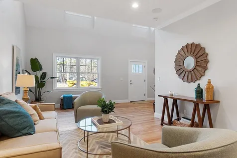 17 Kibrel Court Sandown NH 03873