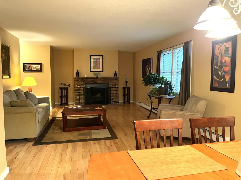 33 Pleasant Street Lebanon NH 03784