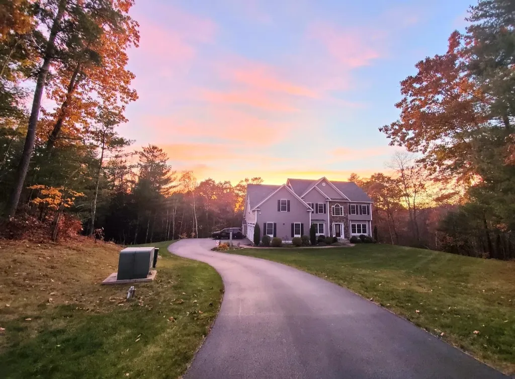 58 Northland Road Windham NH 03087