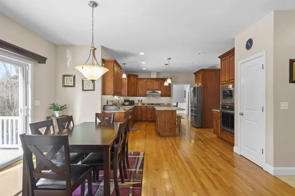58 Northland Road Windham NH 03087