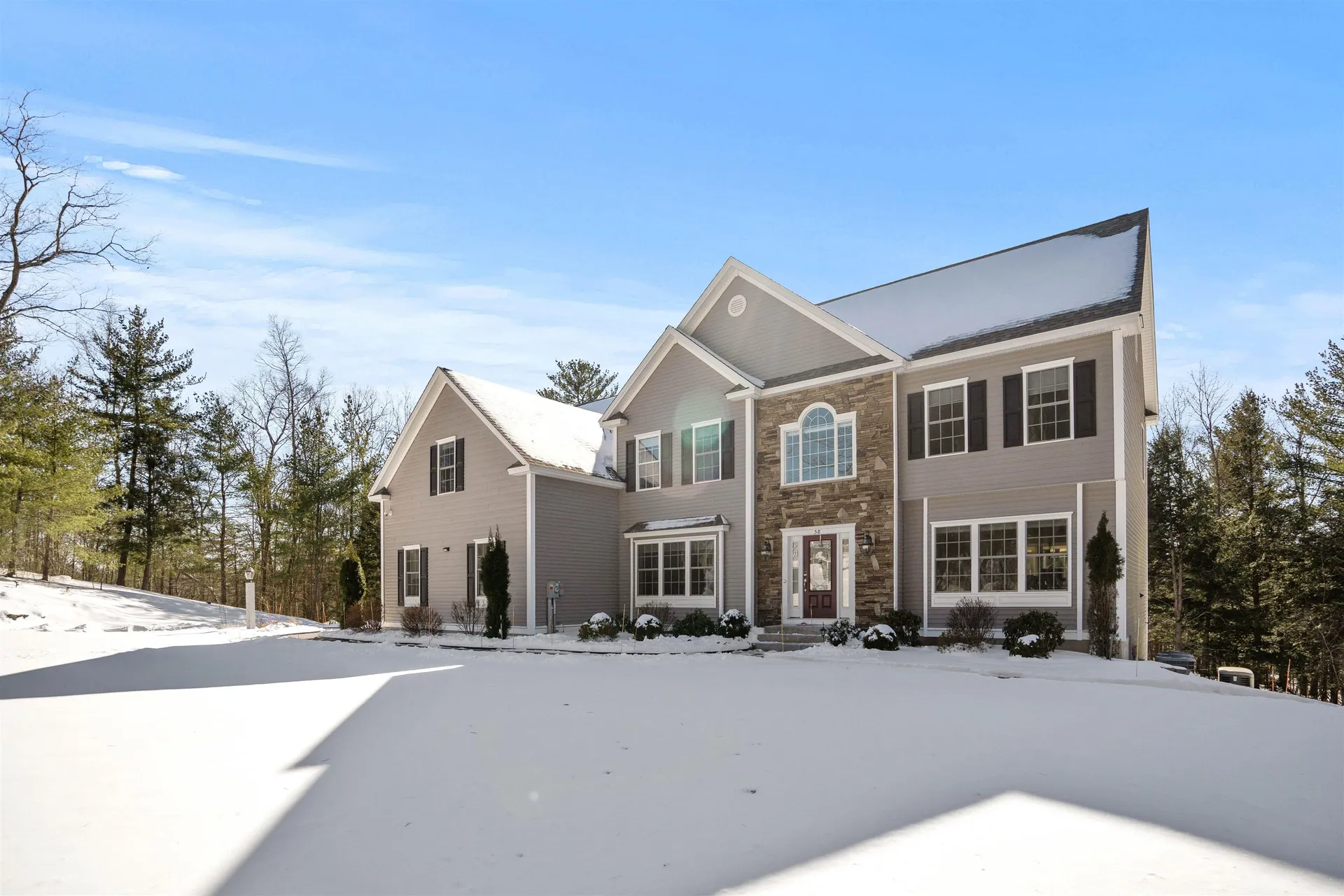 58 Northland Road Windham NH 03087