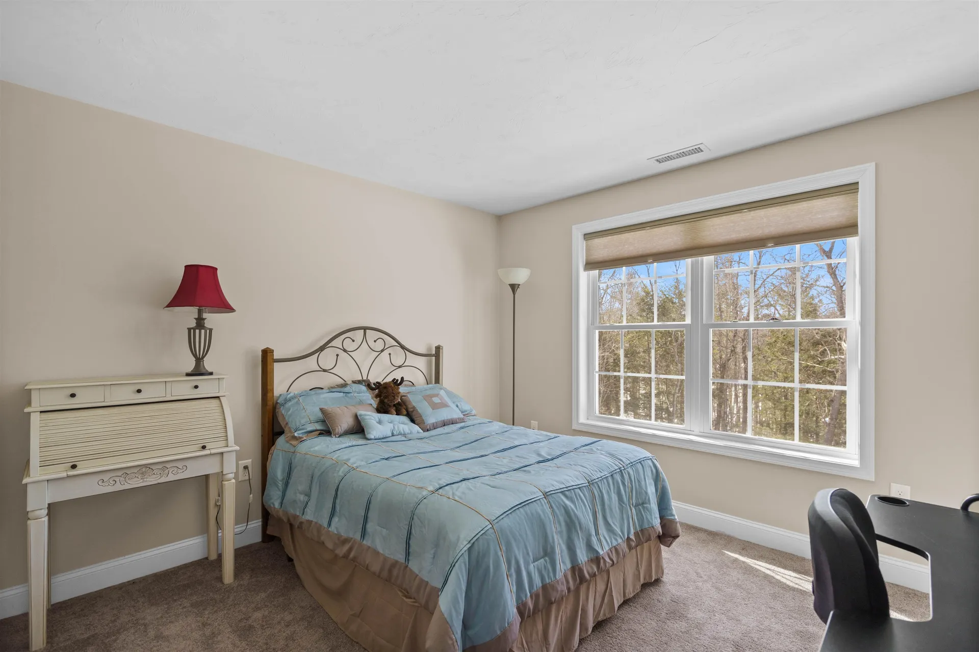 58 Northland Road Windham NH 03087