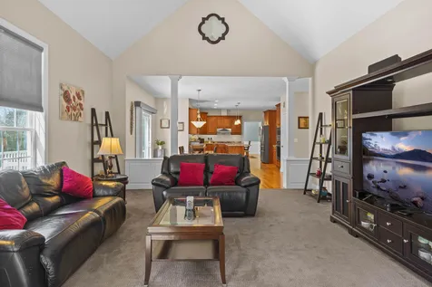 58 Northland Road Windham NH 03087
