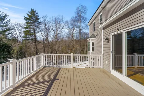 58 Northland Road Windham NH 03087