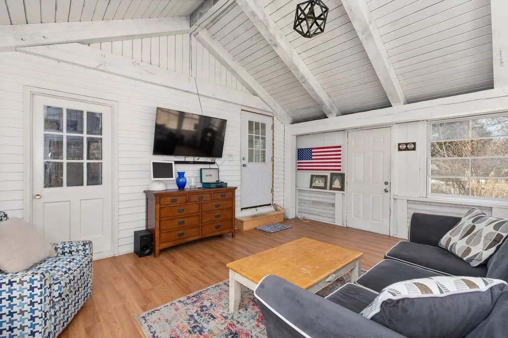 19 Westwood Circle Dover NH 03820