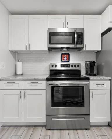 19 Westwood Circle Dover NH 03820