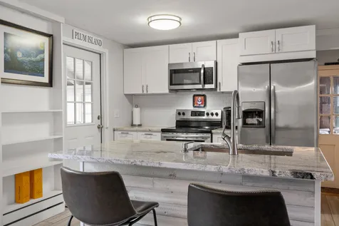 19 Westwood Circle Dover NH 03820