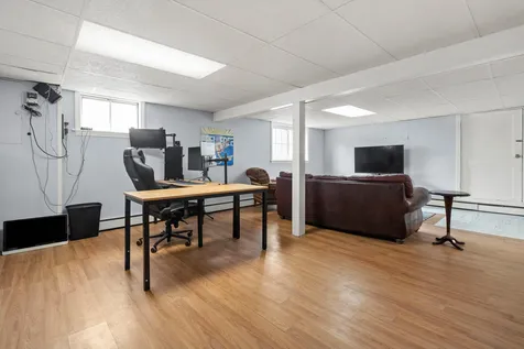 19 Westwood Circle Dover NH 03820