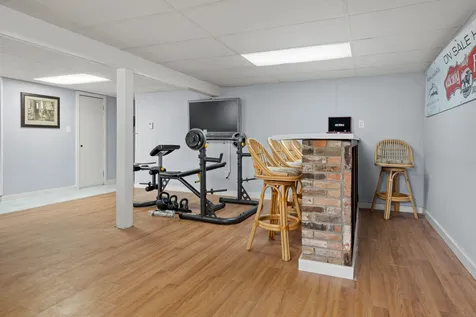19 Westwood Circle Dover NH 03820