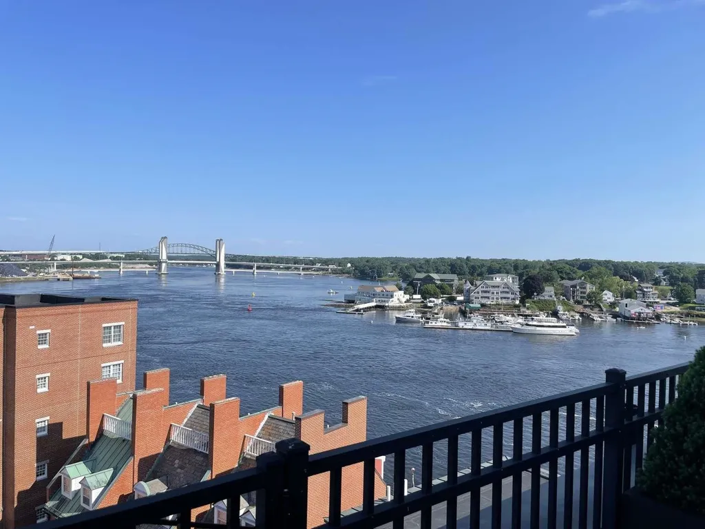 121 Bow Street Portsmouth NH 34231