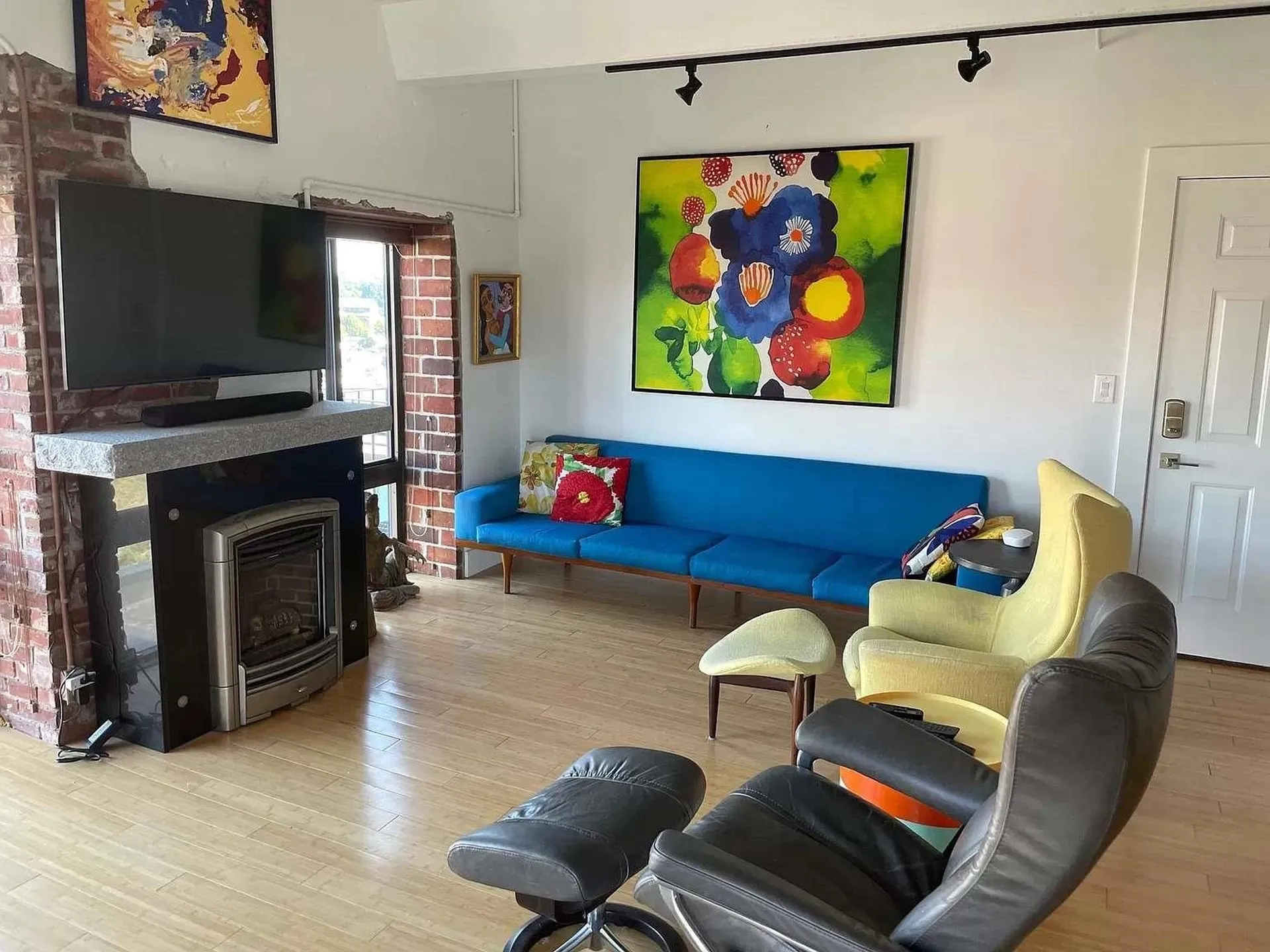 121 Bow Street Portsmouth NH 34231