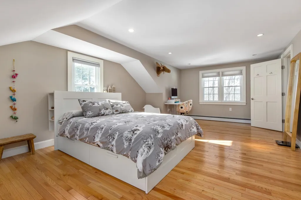 36 Sunset Drive Greenland NH 03840