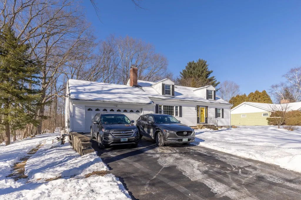 36 Sunset Drive Greenland NH 03840