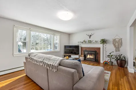 36 Sunset Drive Greenland NH 03840