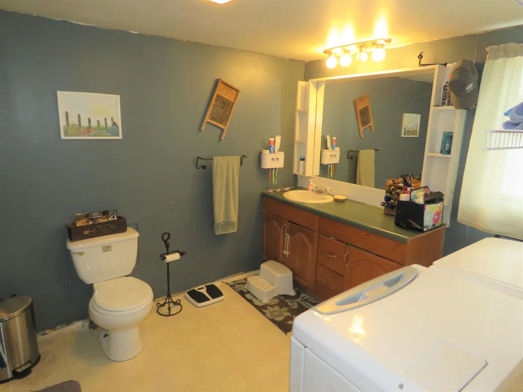 6042 Valley Road Holland VT 05830