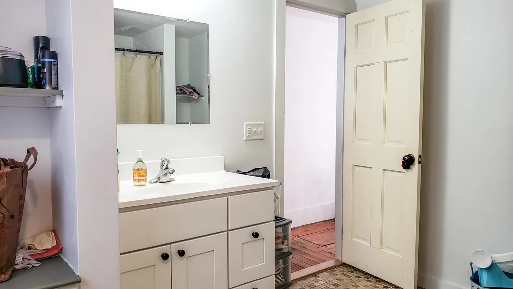 33 Park Street Henniker NH 03242